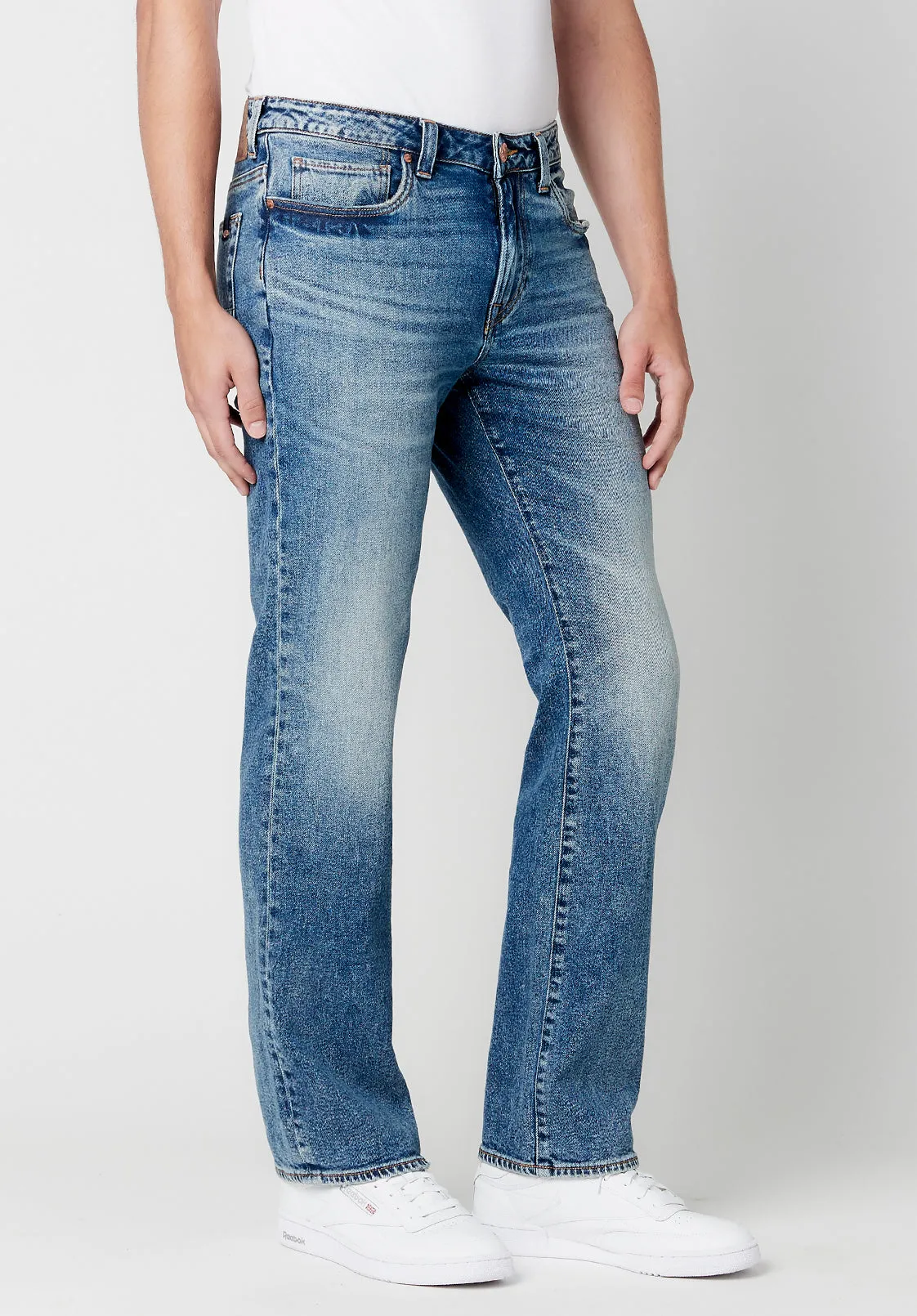 Relaxed Straight Driven Men's Jeans in Worked Over Wash - BM22804